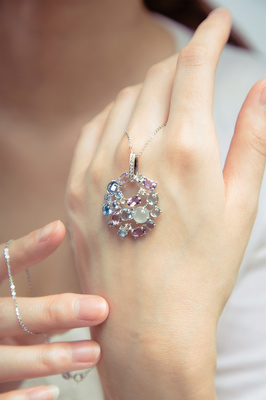 艾灸器的璀璨呈現 Aokisym珠寶攝影藝術